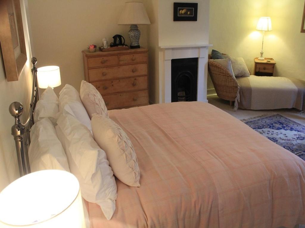 Church Farmhouse B & B Kennett Rom bilde